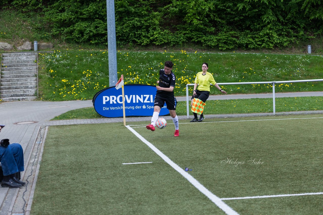 Bild 163 - B-Juniorinnen Pokalfinale SV Henstedt Ulzburg - SG Holstein Sued : 2:0